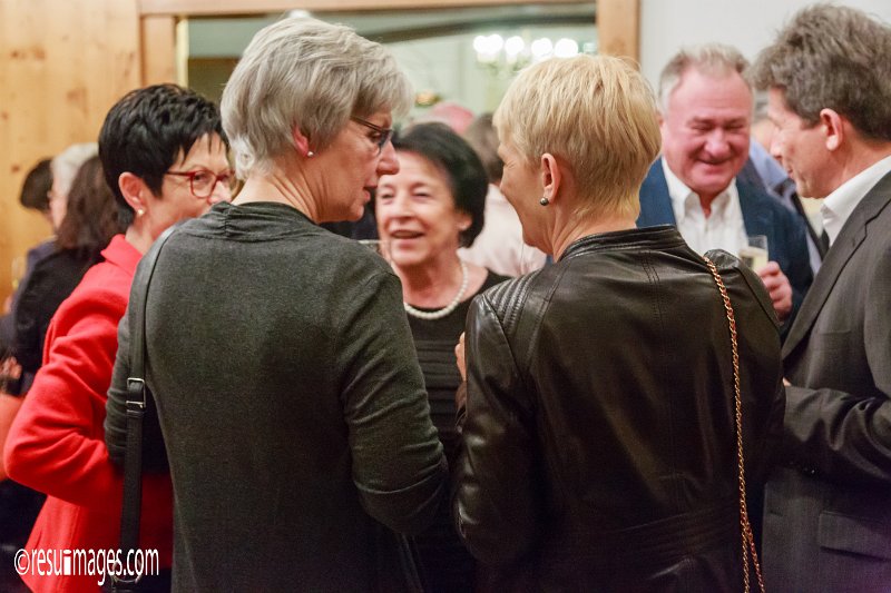 chd121_019.jpg - Geburtstagsfeier