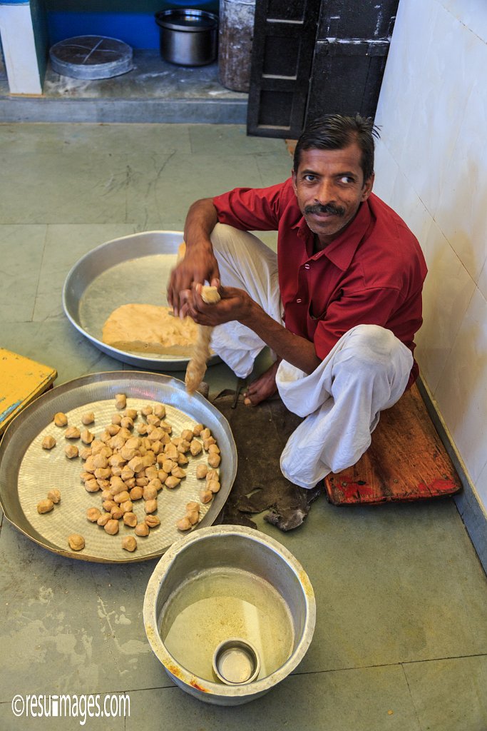 RJ_945.jpg - Ranakpur, Rajasthan