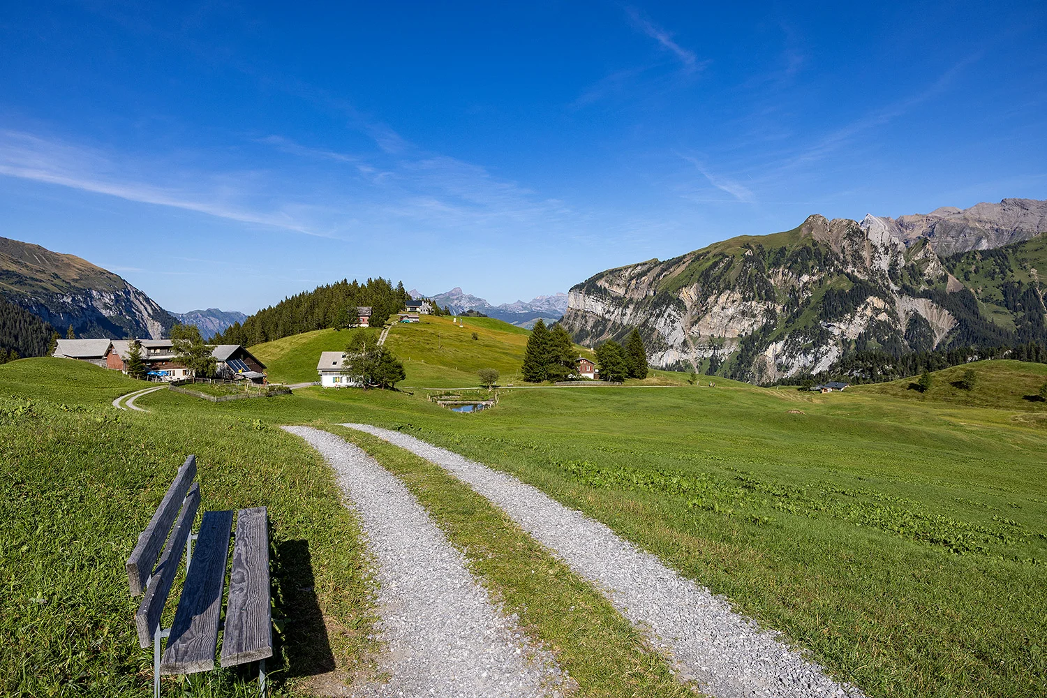 farmhouses-gitschenen-alp-switzerland